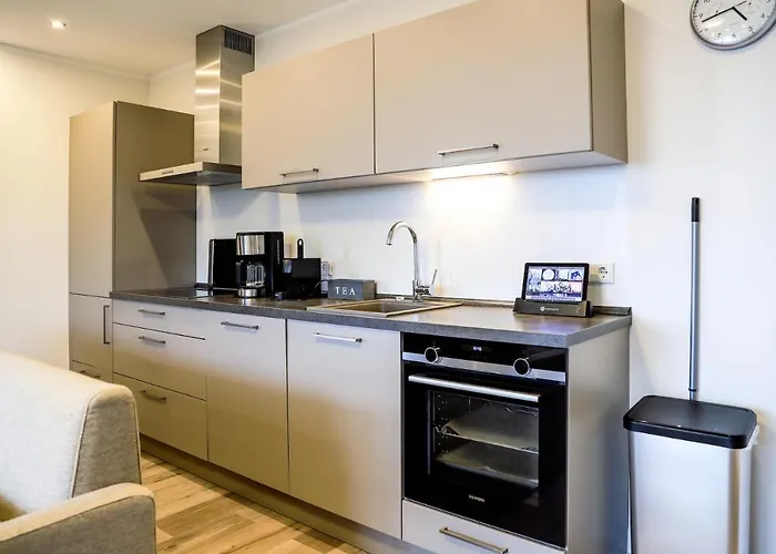 Smart Opal 403 Apartment *